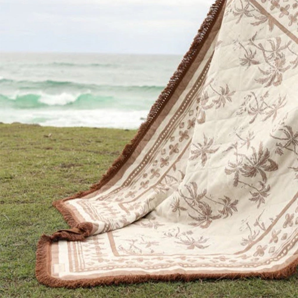 Layday | Zephyr Picnic Blanket. 164cm x 147cm