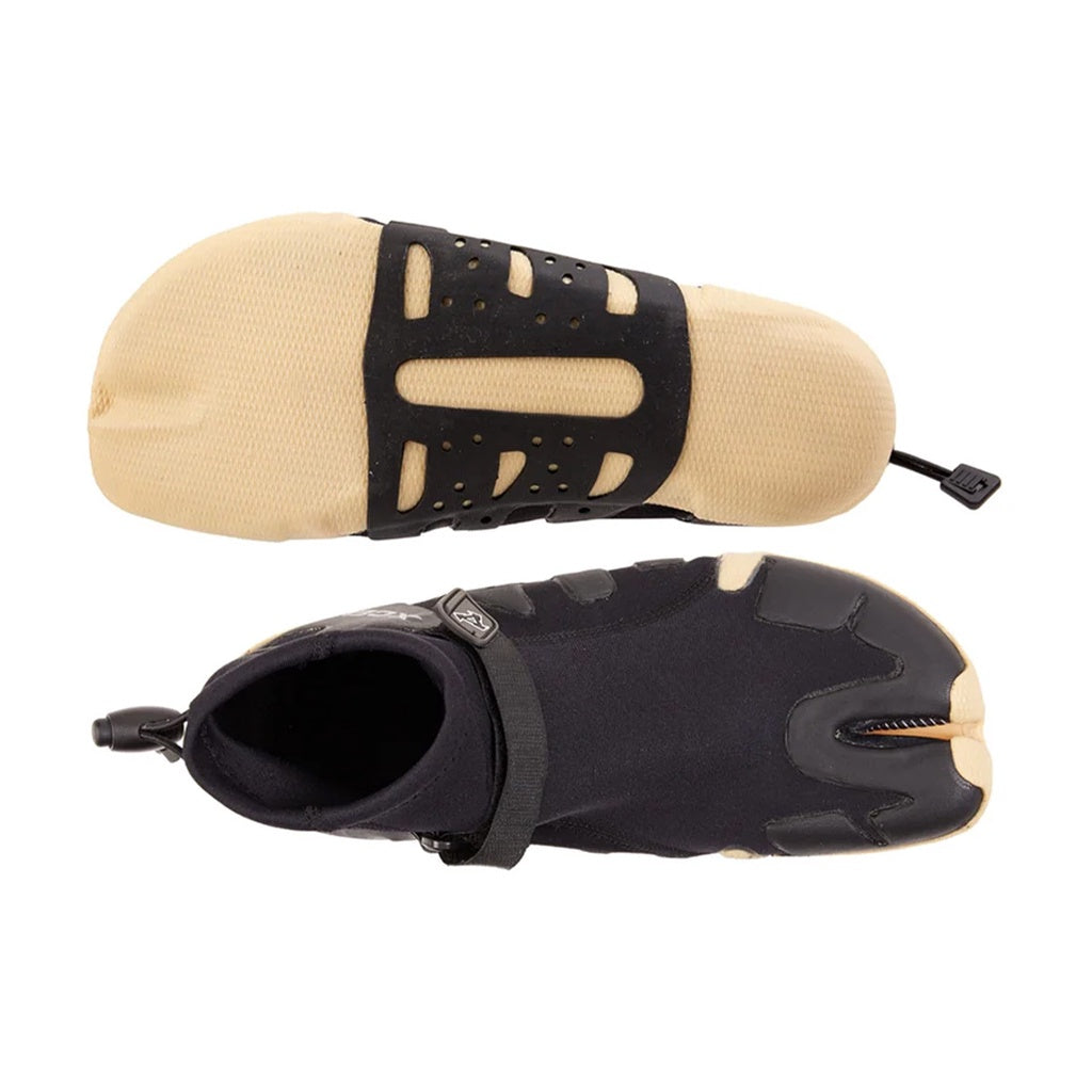Xcel | Infiniti 1mm Split Toe Reef Booties. Black / Gum