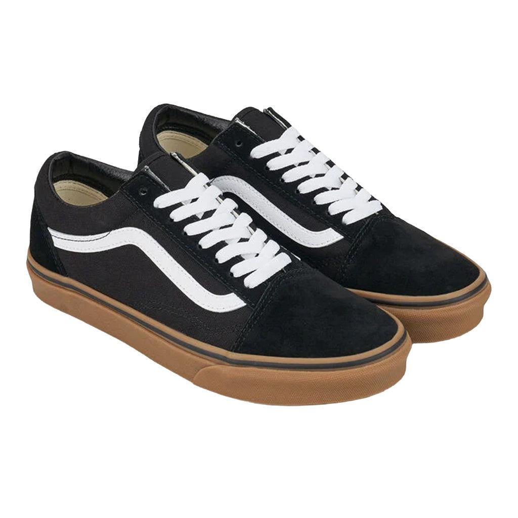 Vans | Old Skool Low Top Gum Sole Skate Shoes. Black / Medium Gum