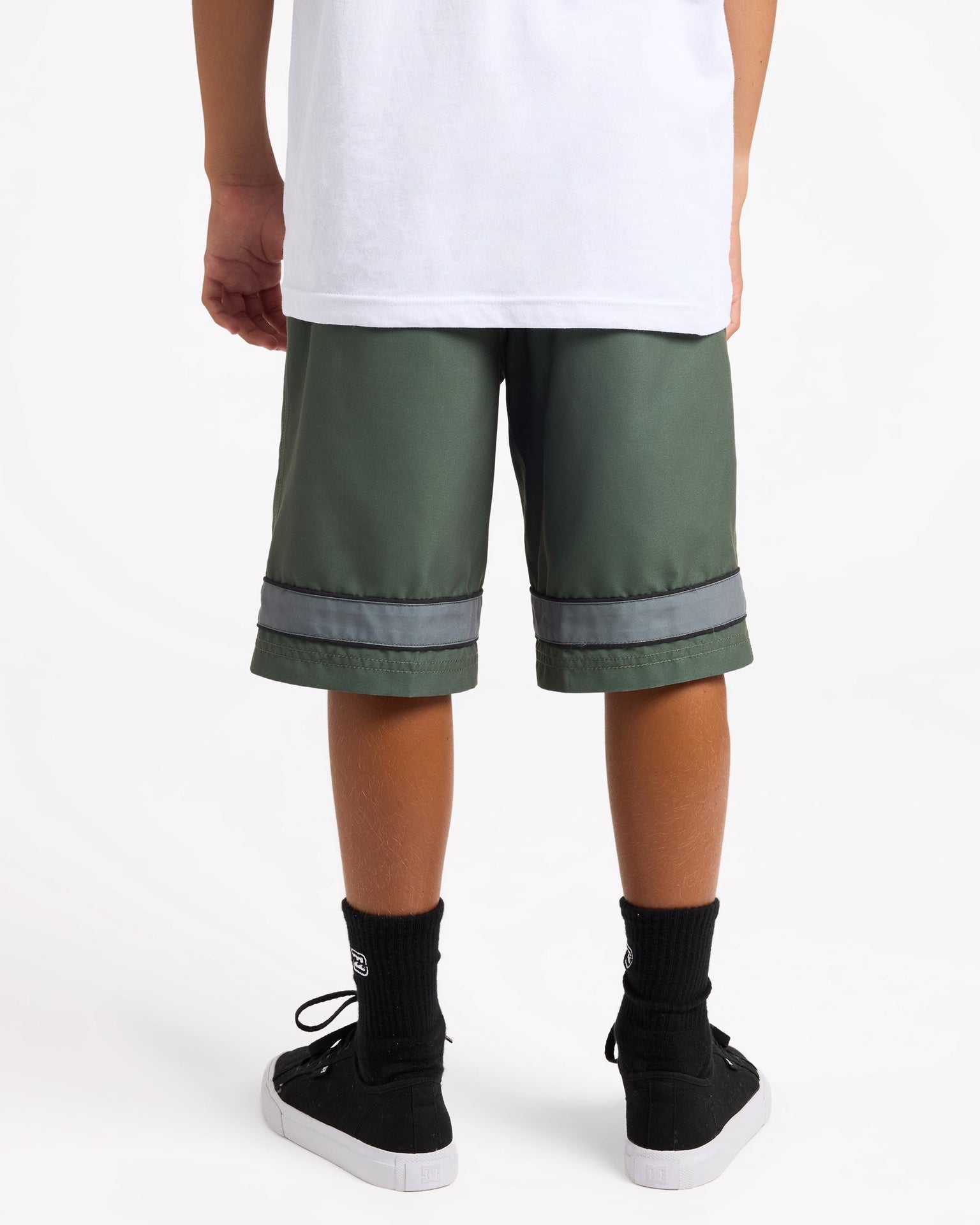 Billabong | Boys Throw On 2.0 19" Boardshort. Dity Olive