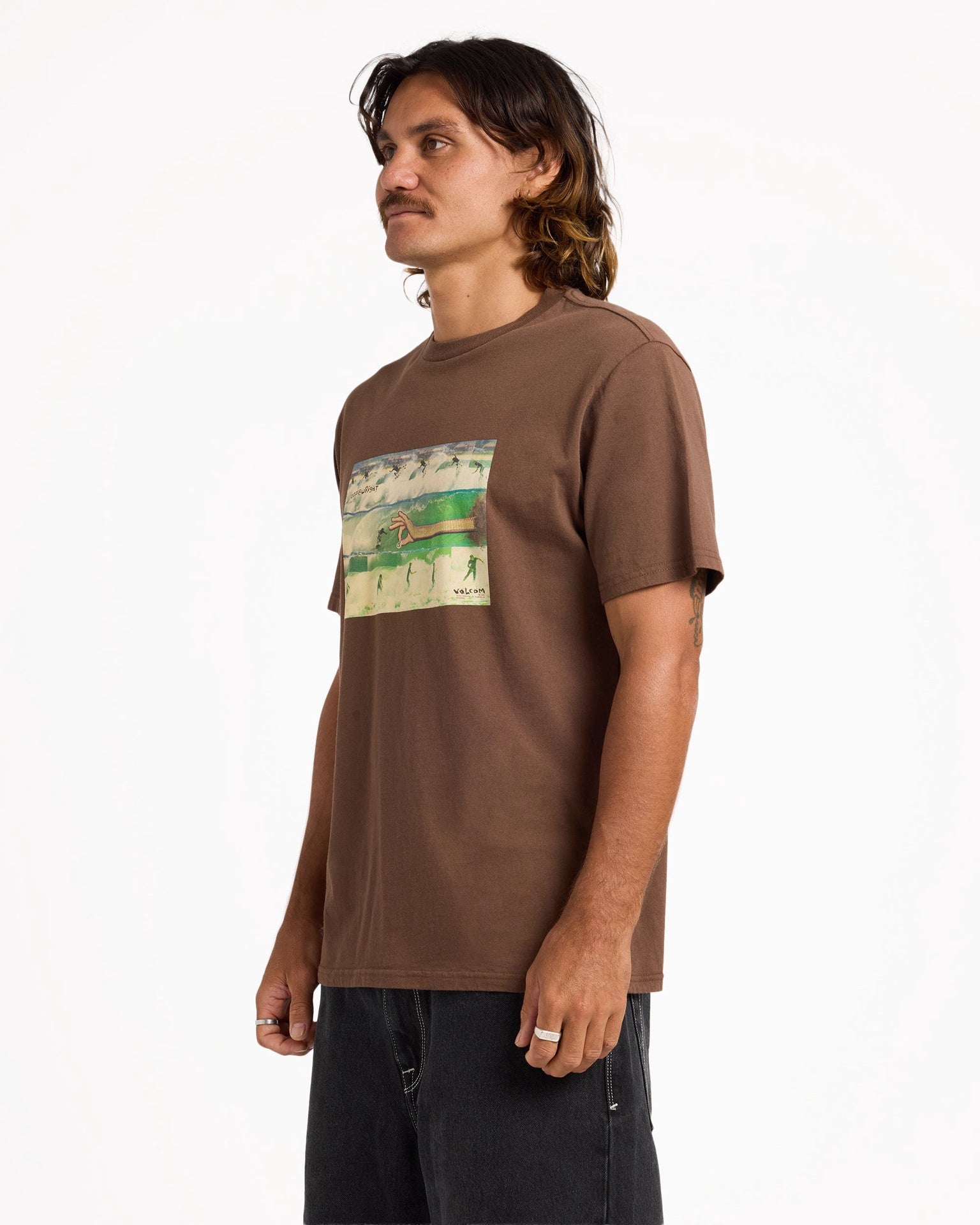 Volcom | Wright Or Wrong Short Sleeve T-Shirt. Brown Stone
